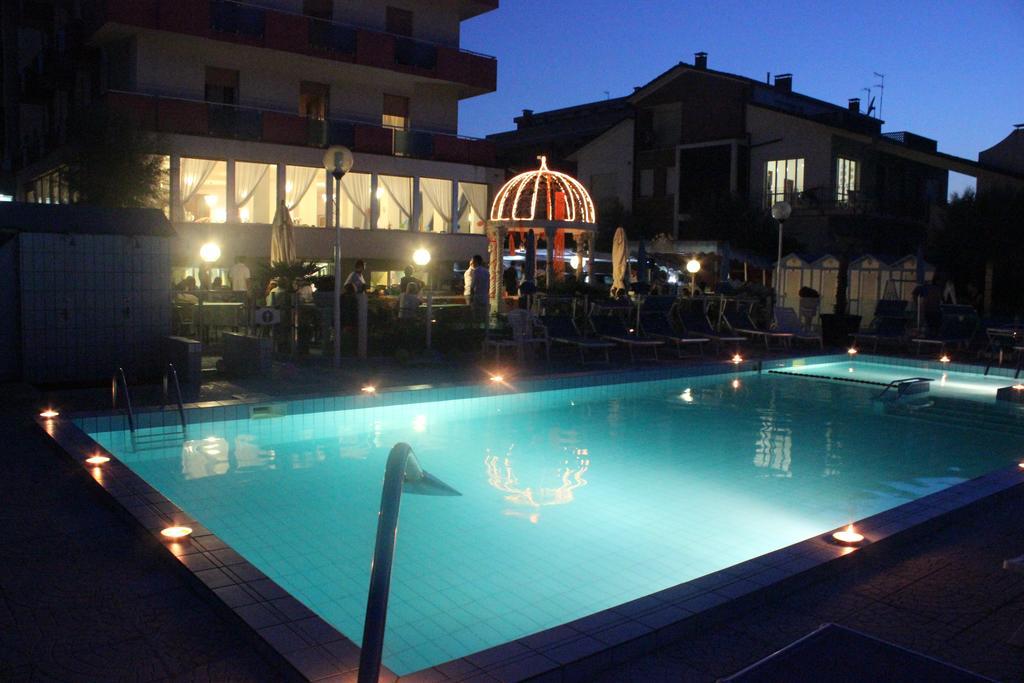 Hotel Casadei فانو المظهر الخارجي الصورة