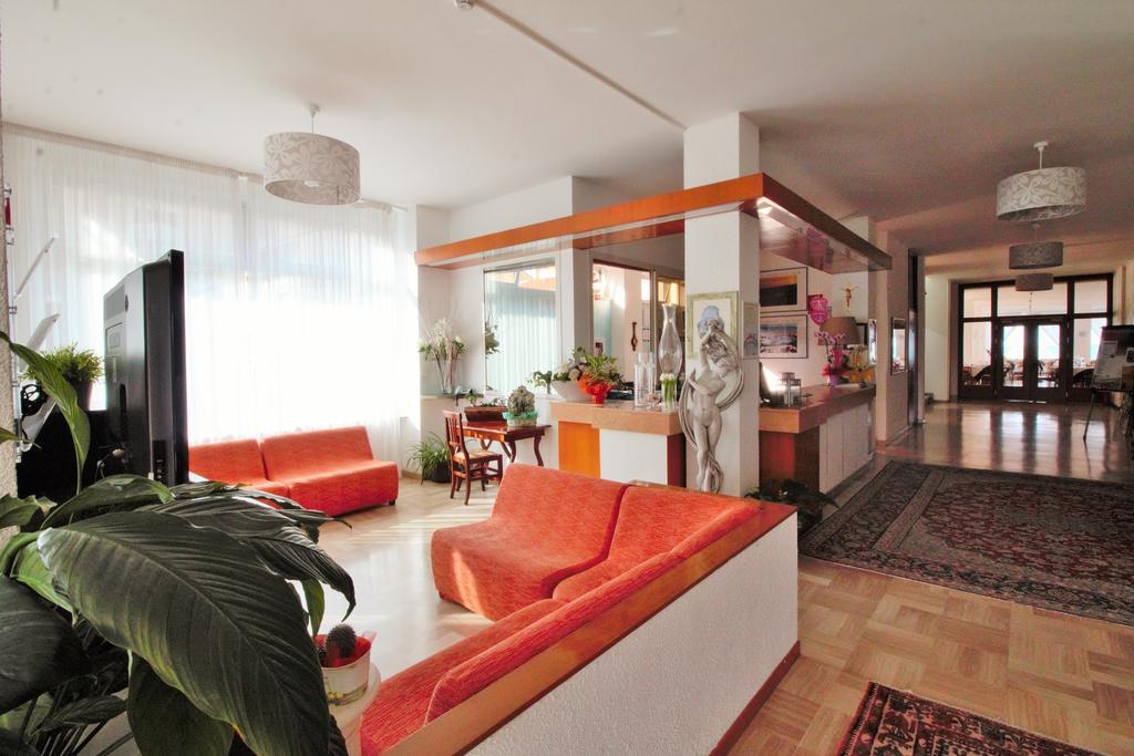 Hotel Casadei فانو المظهر الخارجي الصورة