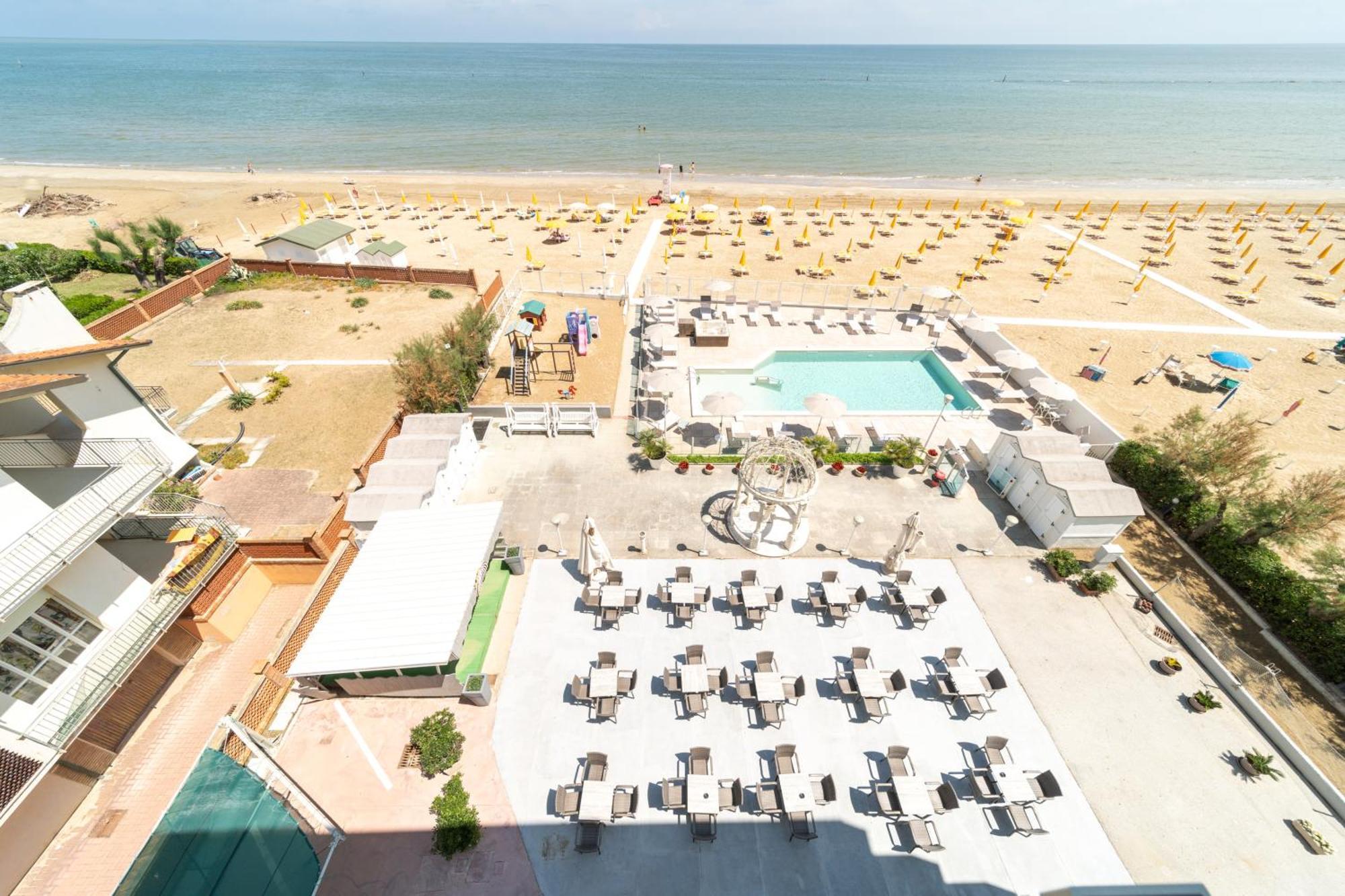 Hotel Casadei فانو المظهر الخارجي الصورة