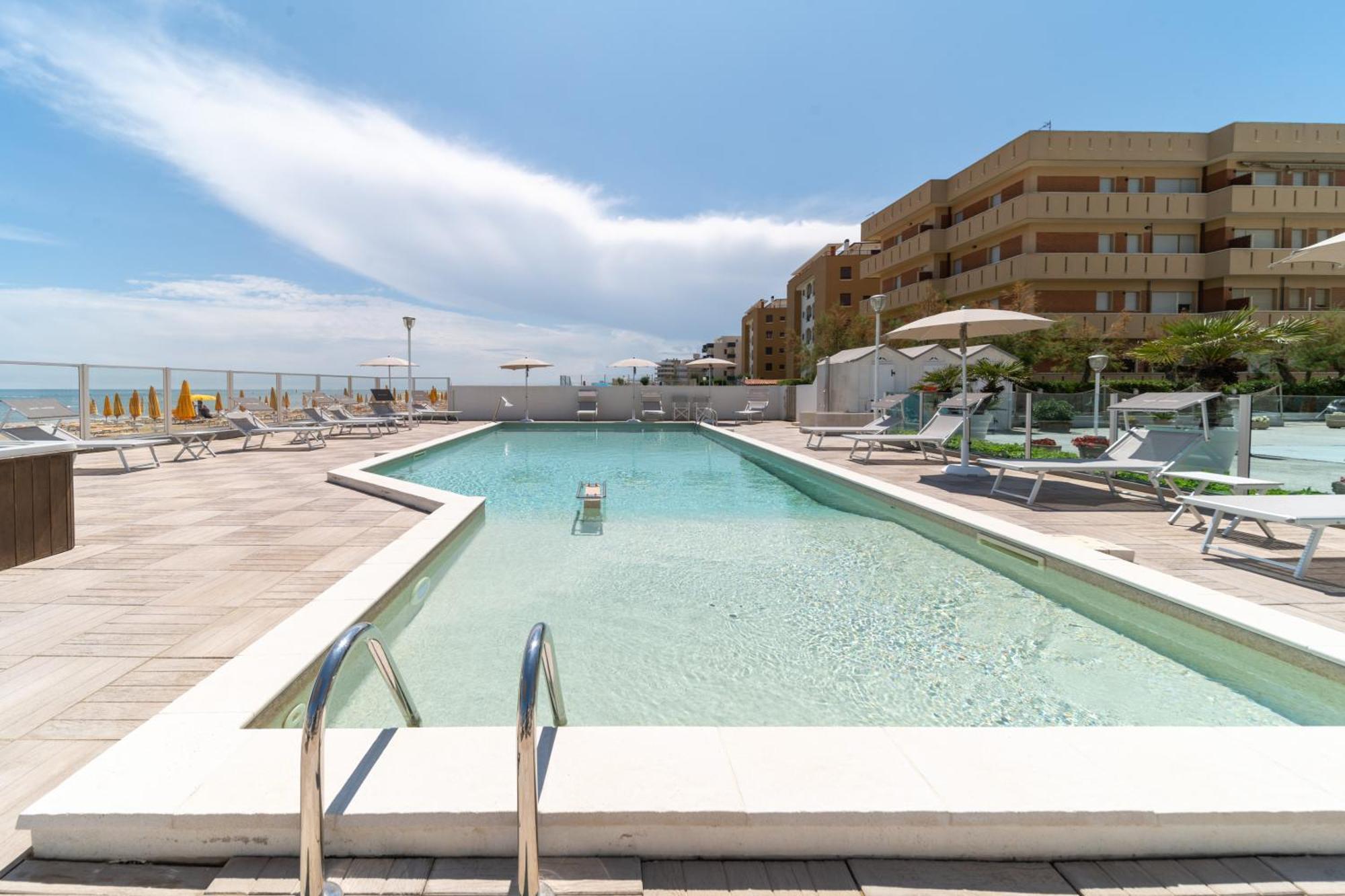 Hotel Casadei فانو المظهر الخارجي الصورة