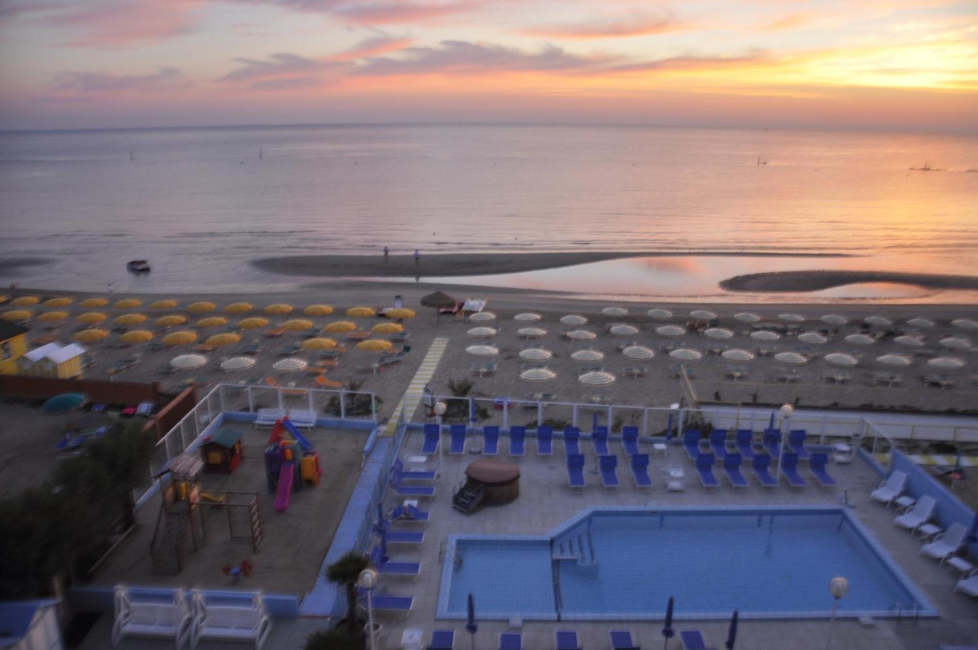 Hotel Casadei فانو المظهر الخارجي الصورة