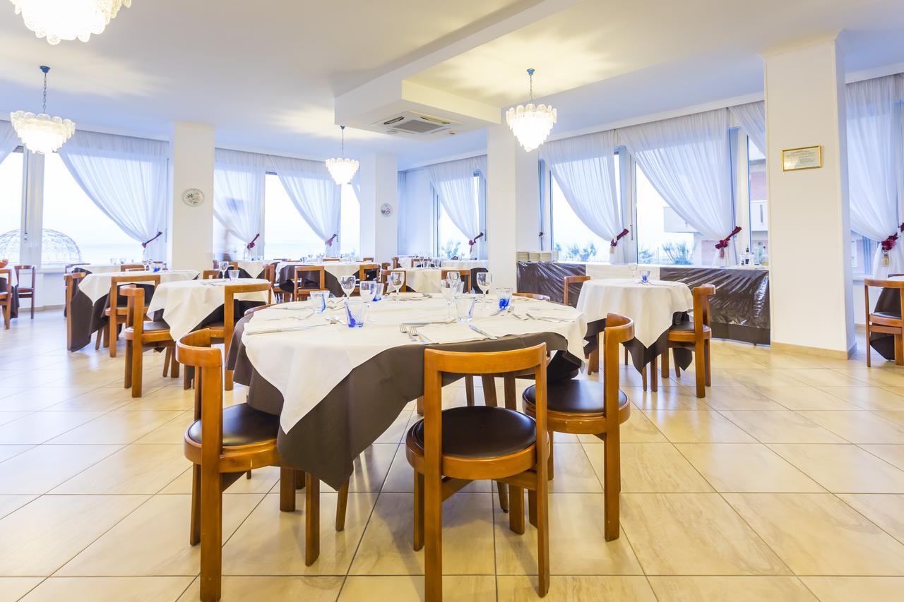 Hotel Casadei فانو المظهر الخارجي الصورة